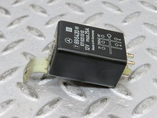 27860 Mercedes-Benz W123 280E Rear Heated Window Relay 1078200010