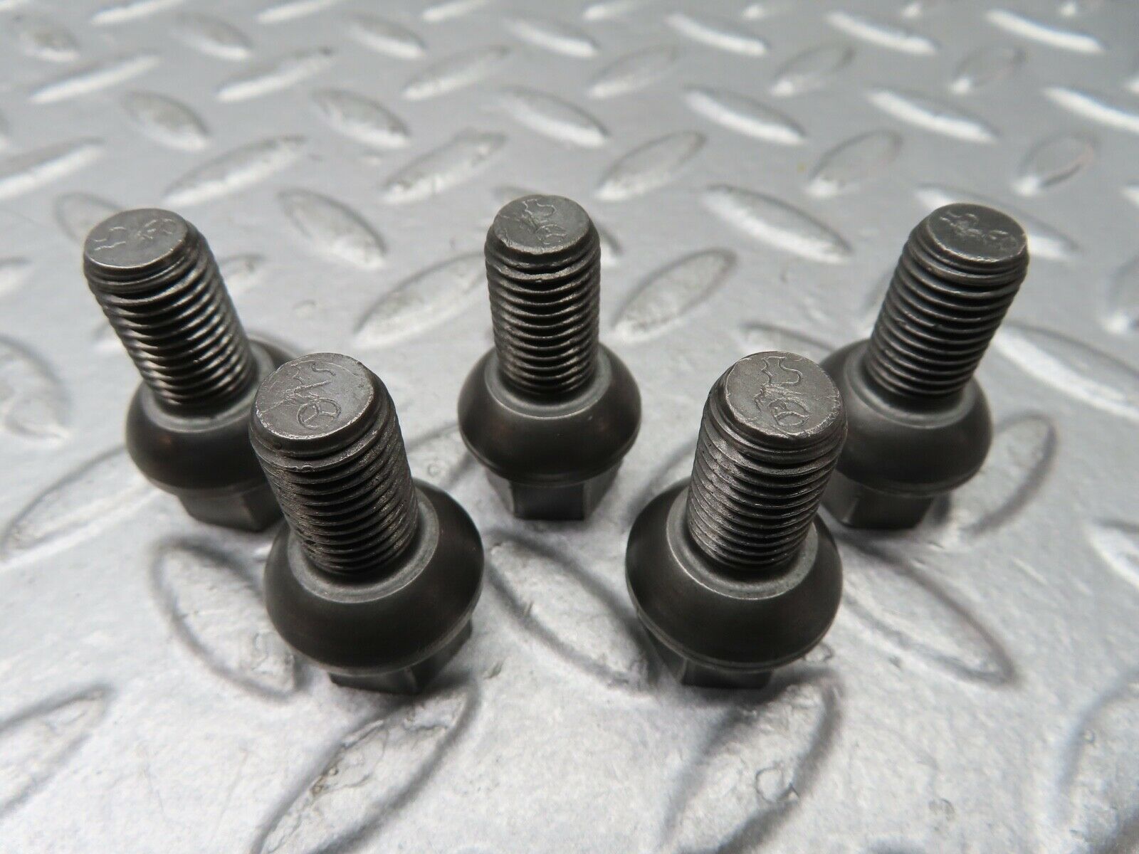 20536 Mercedes-Benz 5x Alloy Wheel Lug Bolt M12x1.5
