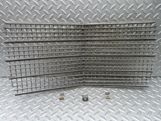 20877 Mercedes-Benz W114 250CE Coupe Bonnet Grill Chrome