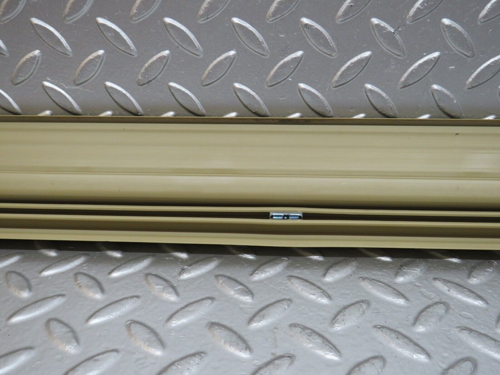 29277 Mercedes-Benz W124 230E Front Left Door Sill Trim