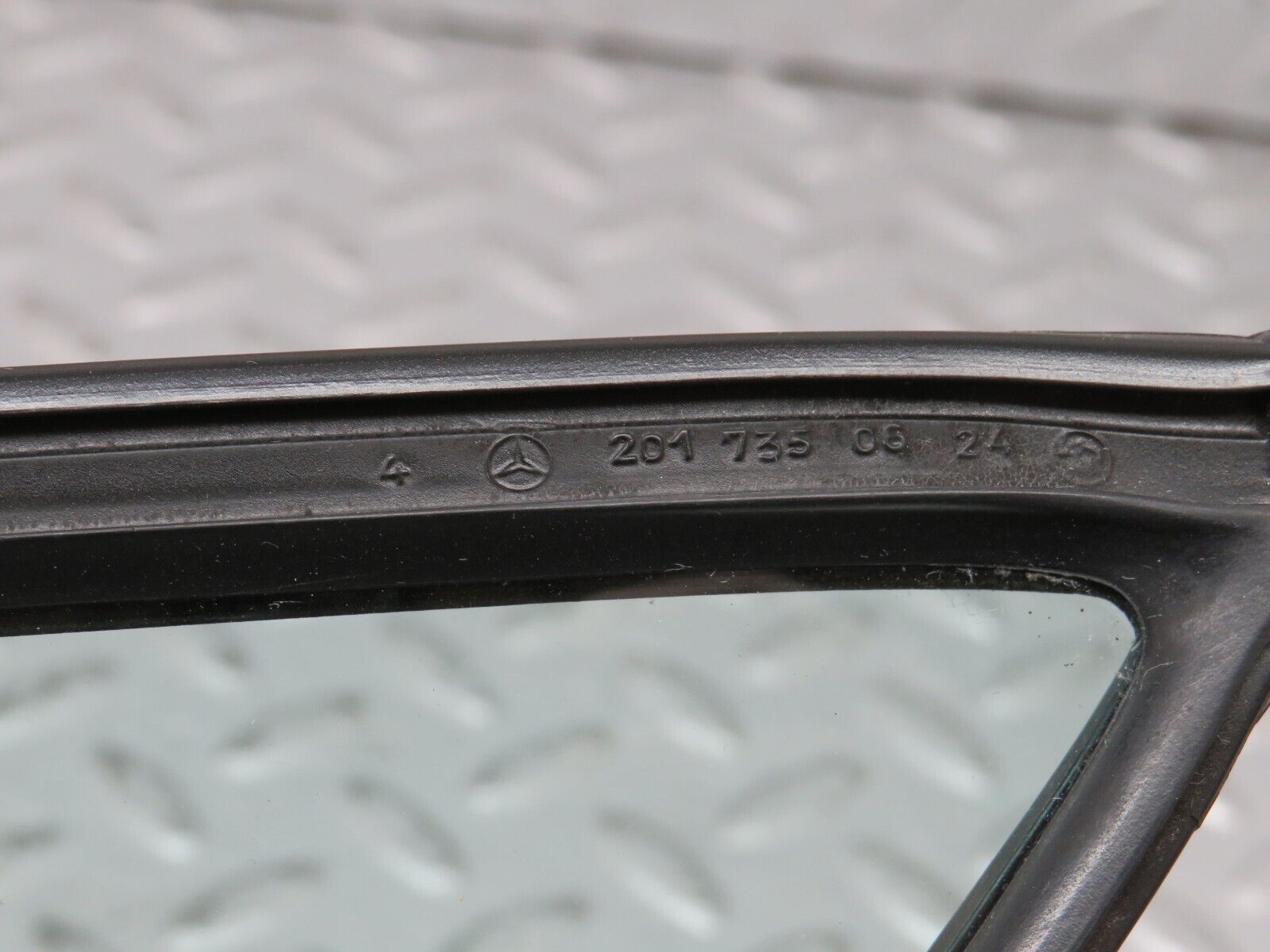 33827 Mercedes-Benz W201 190E 2.0L Rear Right Quarter Window Glass 2017350624