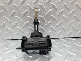 41511 Mercedes-Benz W124 200E Rear Door Lock Vacuum Actuator 0008007975