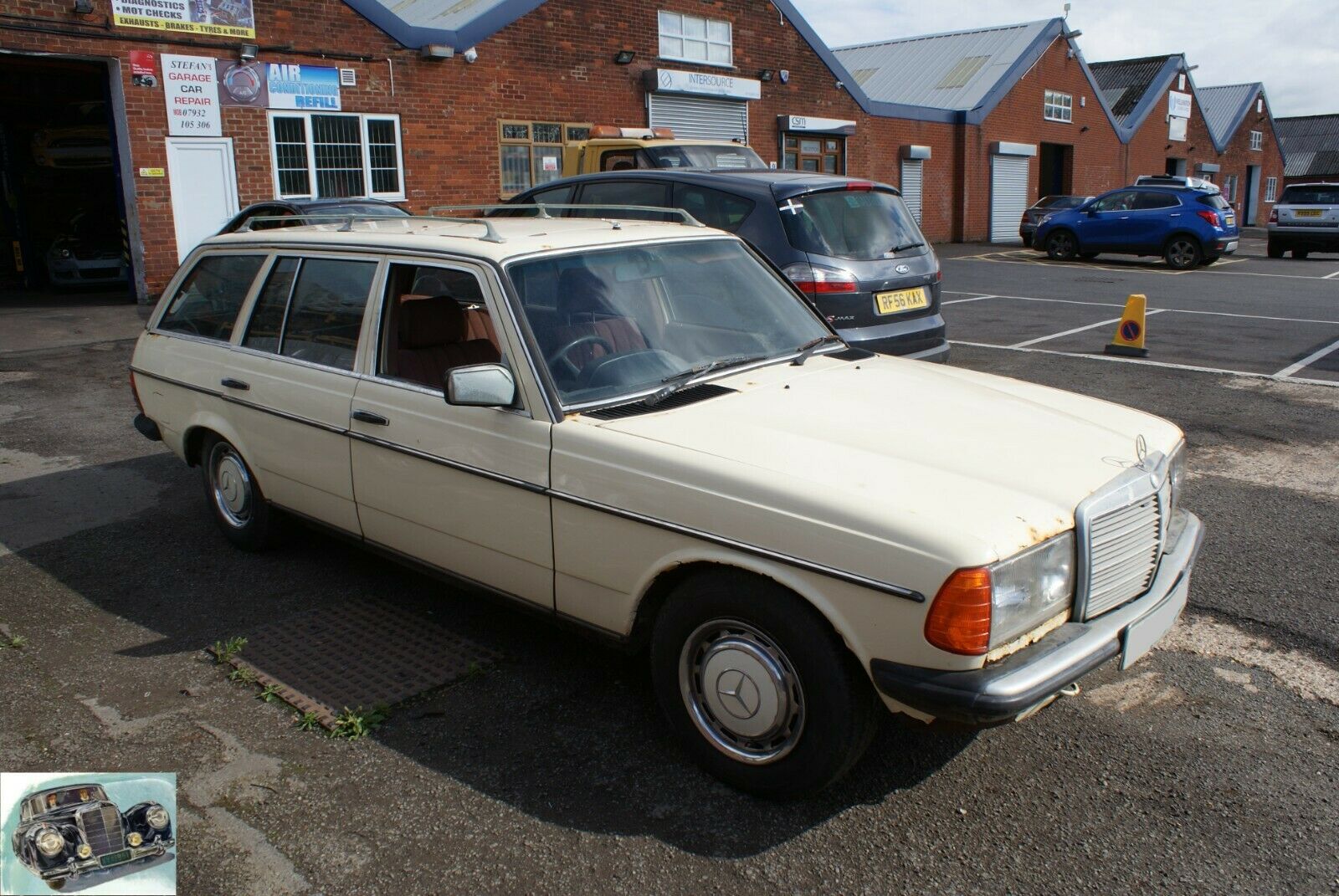 7816 Mercedes-Benz S123 230TE Wagon Cargo Floor Panel