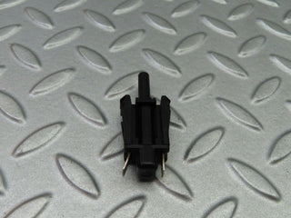 6099 Mercedes-Benz W126 380SE Door Contact Switch 0015458714
