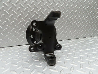 W115 front left wheel hub used OEM