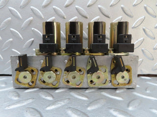 17472 Mercedes-Benz R129 300SL Coupe Soft Top Hydraulic Valve Block Right Side