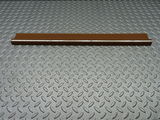 5666 Mercedes-Benz W123 200 Front Left Door Sill
