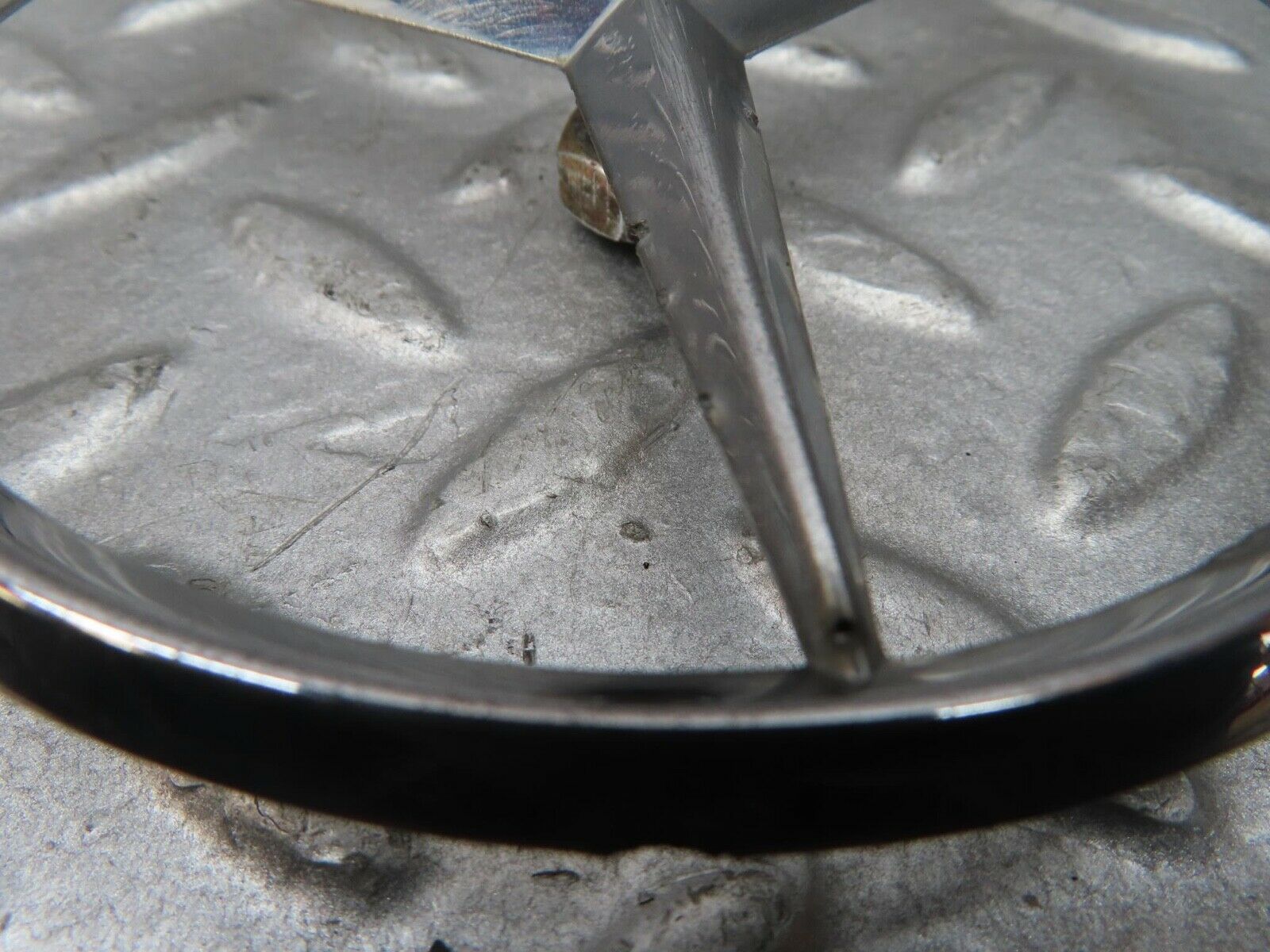 13623 Mercedes-Benz W123 200 Trunk Boot Lid Emblem  1267580058