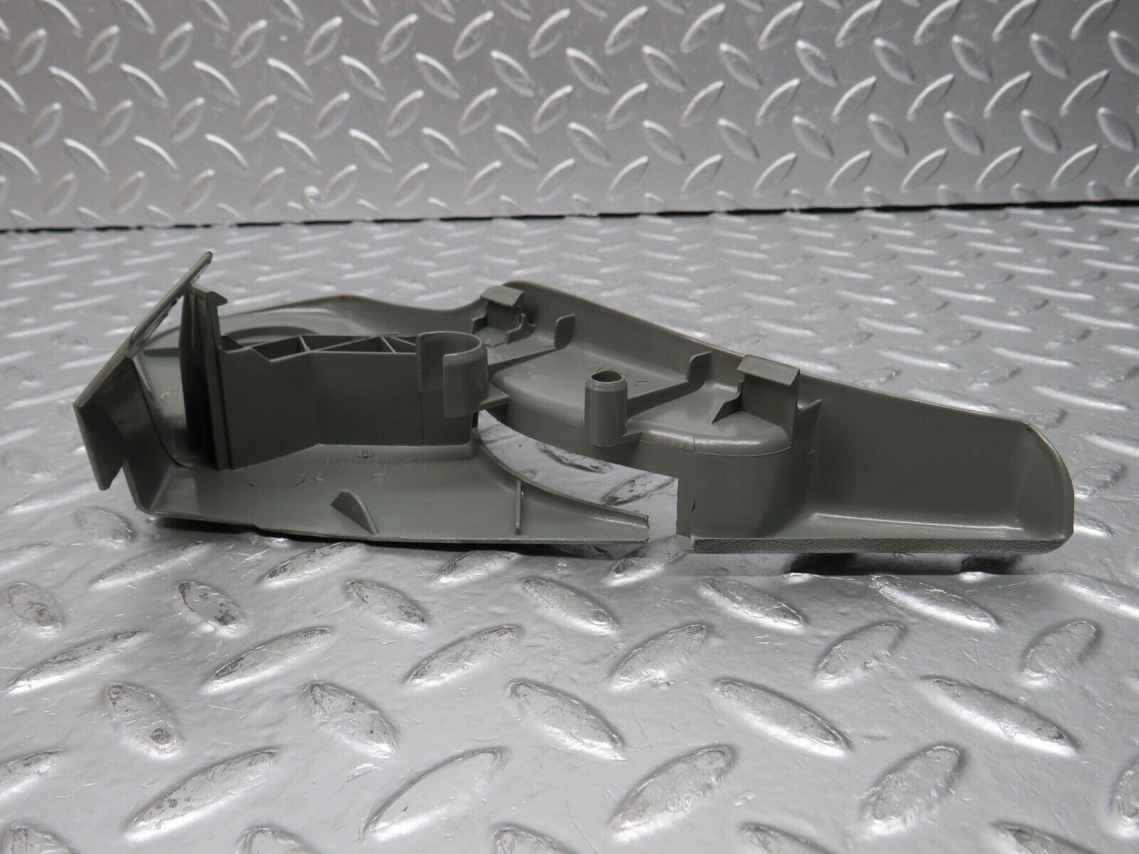 30450 Mercedes-Benz W124 230E Front Right Driver Seat Trim Grey 1249182230