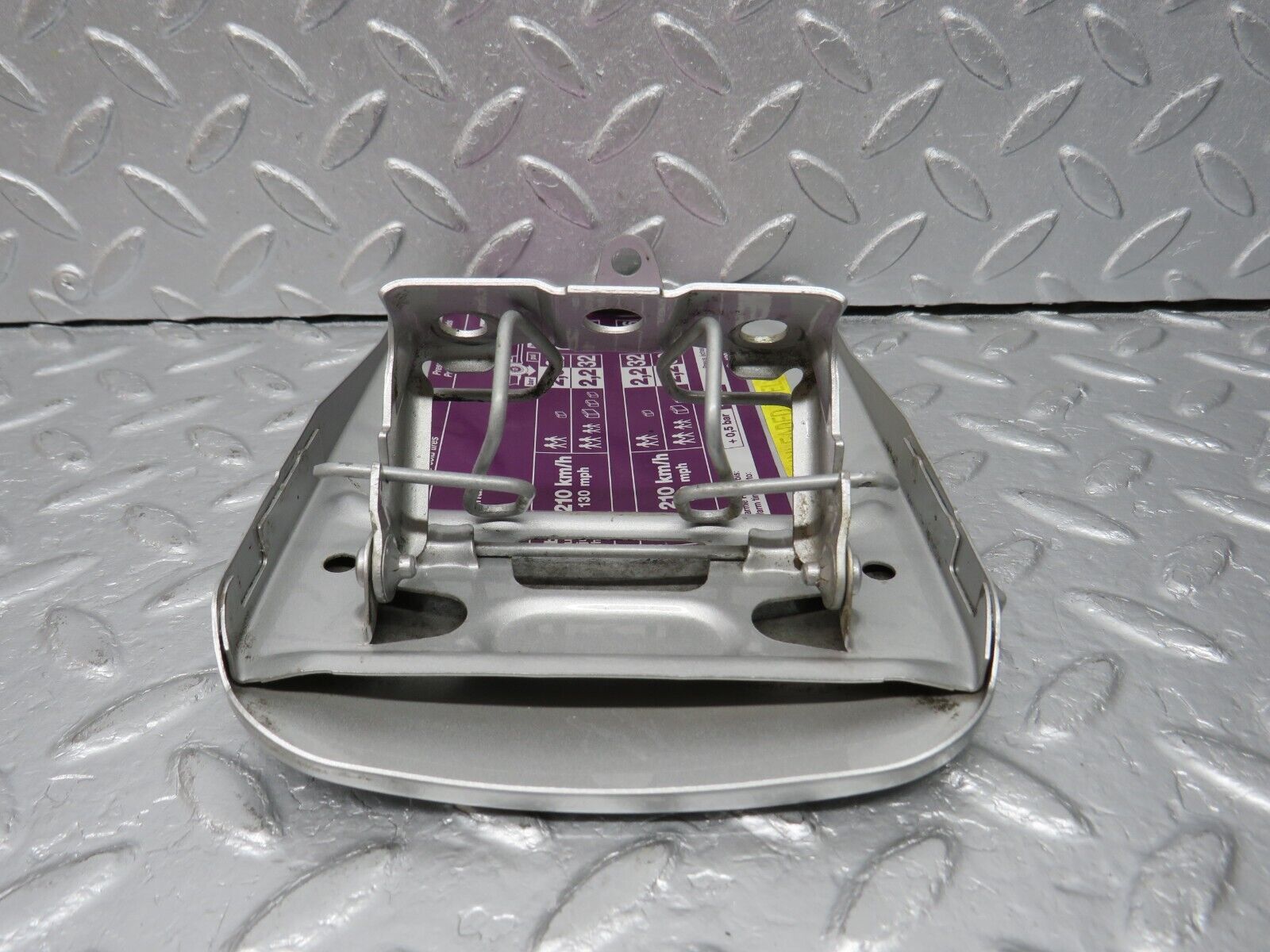 39405 Mercedes-Benz R129 320SL Coupe Fuel Tank Flap Cap 1295841339