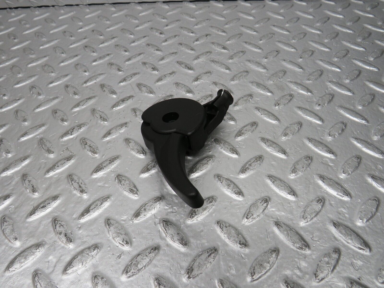 31601 Mercedes-Benz W201 190LE 1.8L Hood Opener Bonnet Opener Release