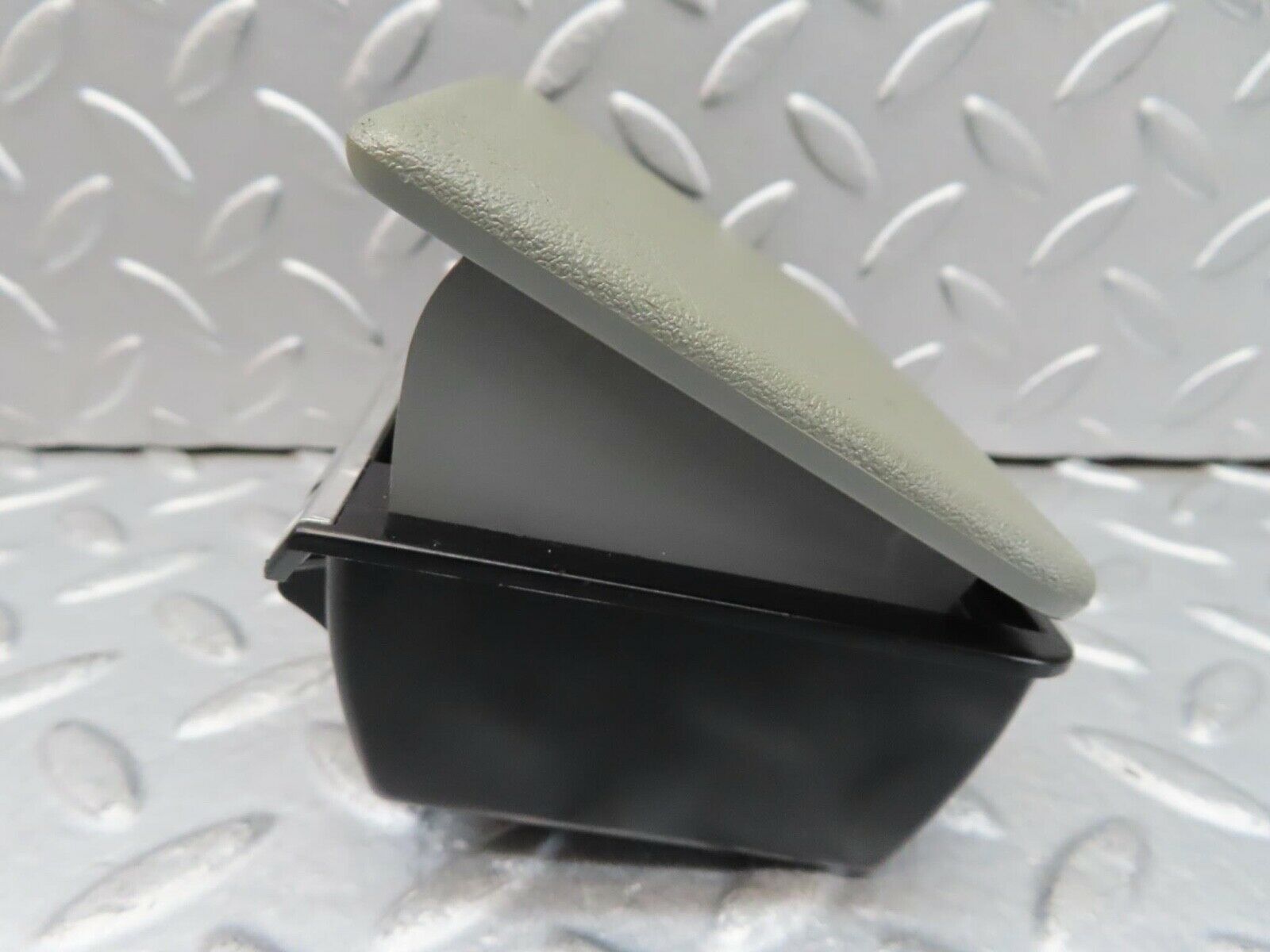 16444 Mercedes-Benz W124 260E Rear Door Ashtray Grey