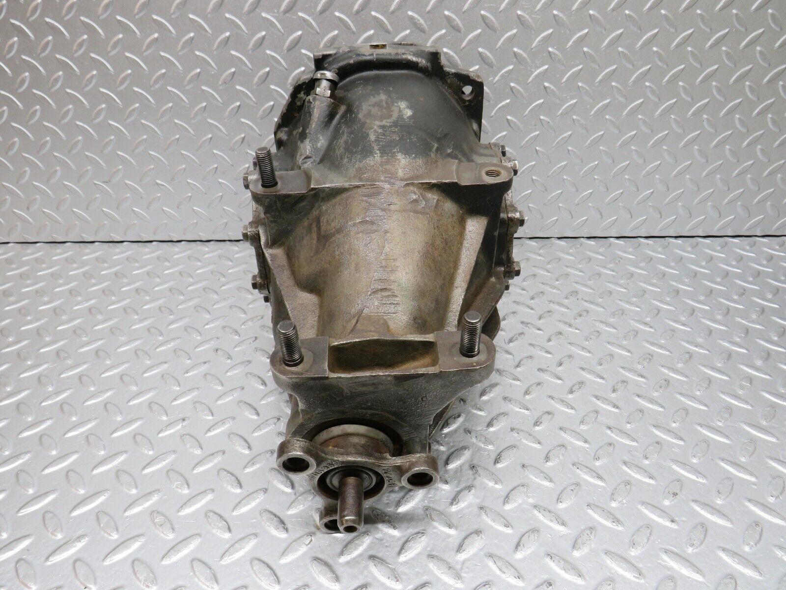 33022 Mercedes-Benz C107 R107 350 V8 Rear Differential Ratio 3.46 1163510401