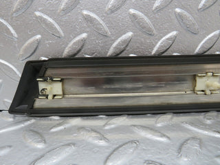 33997 Mercedes-Benz W124 260E Front Left Fender Wing Centre Moulding Trim