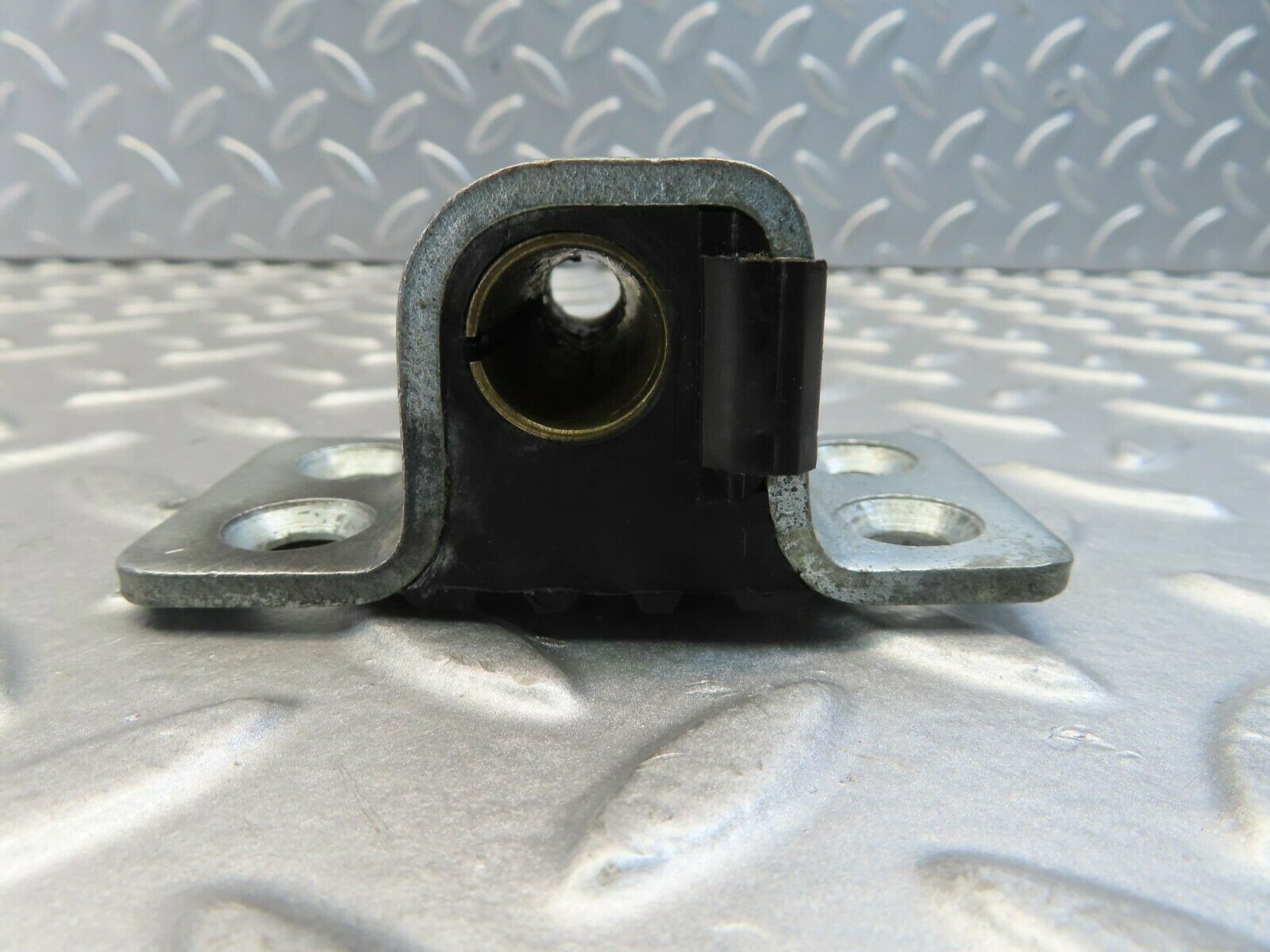 11421 Mercedes-Benz C123 230CE Coupe Door Lock Latch Right Side