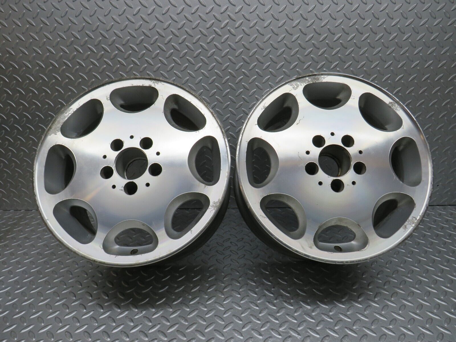 39333 Mercedes-Benz Alloy Wheel Set 8Jx16H2 ET34 1294010802