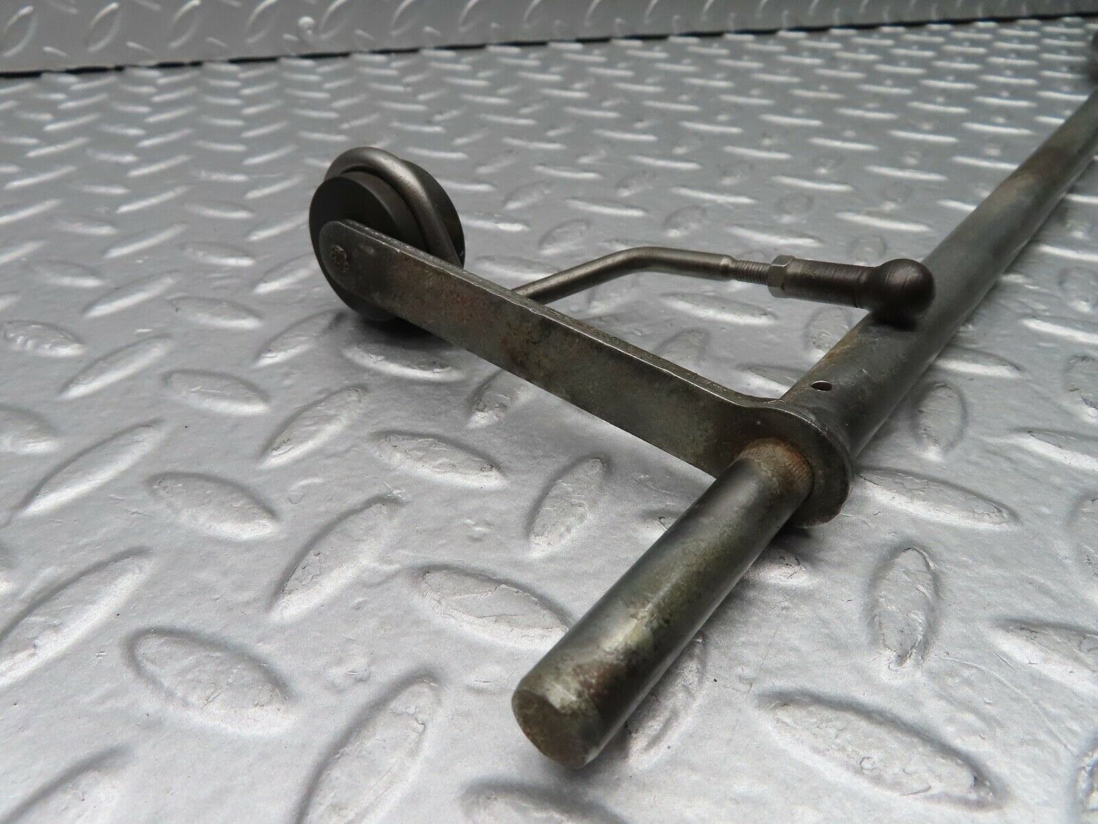 20708 Mercedes-Benz R107 450SL Accelerator Pedal Linkage