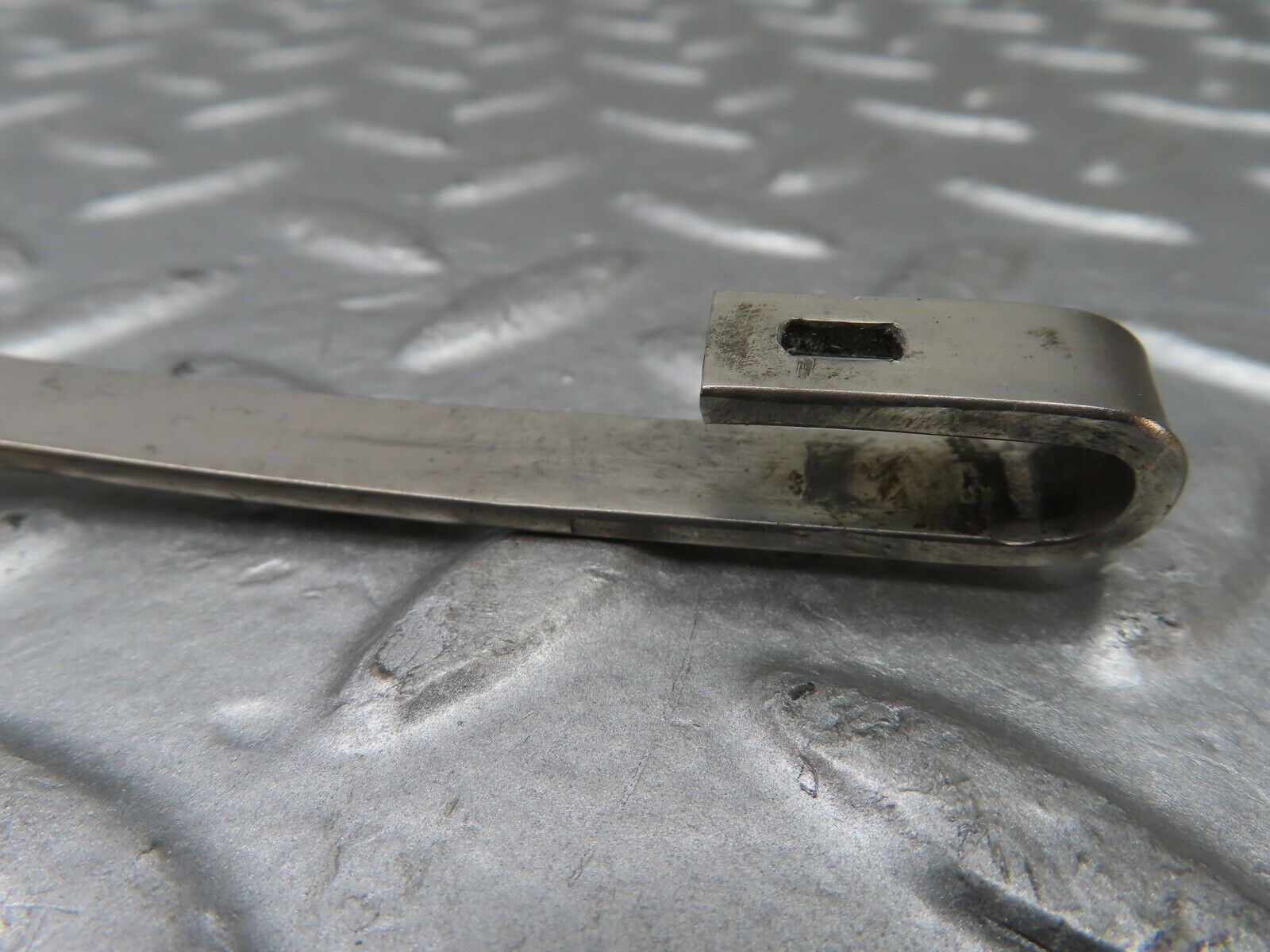 20848 Mercedes-Benz W114 250CE Coupe Wiper Arm Left Side