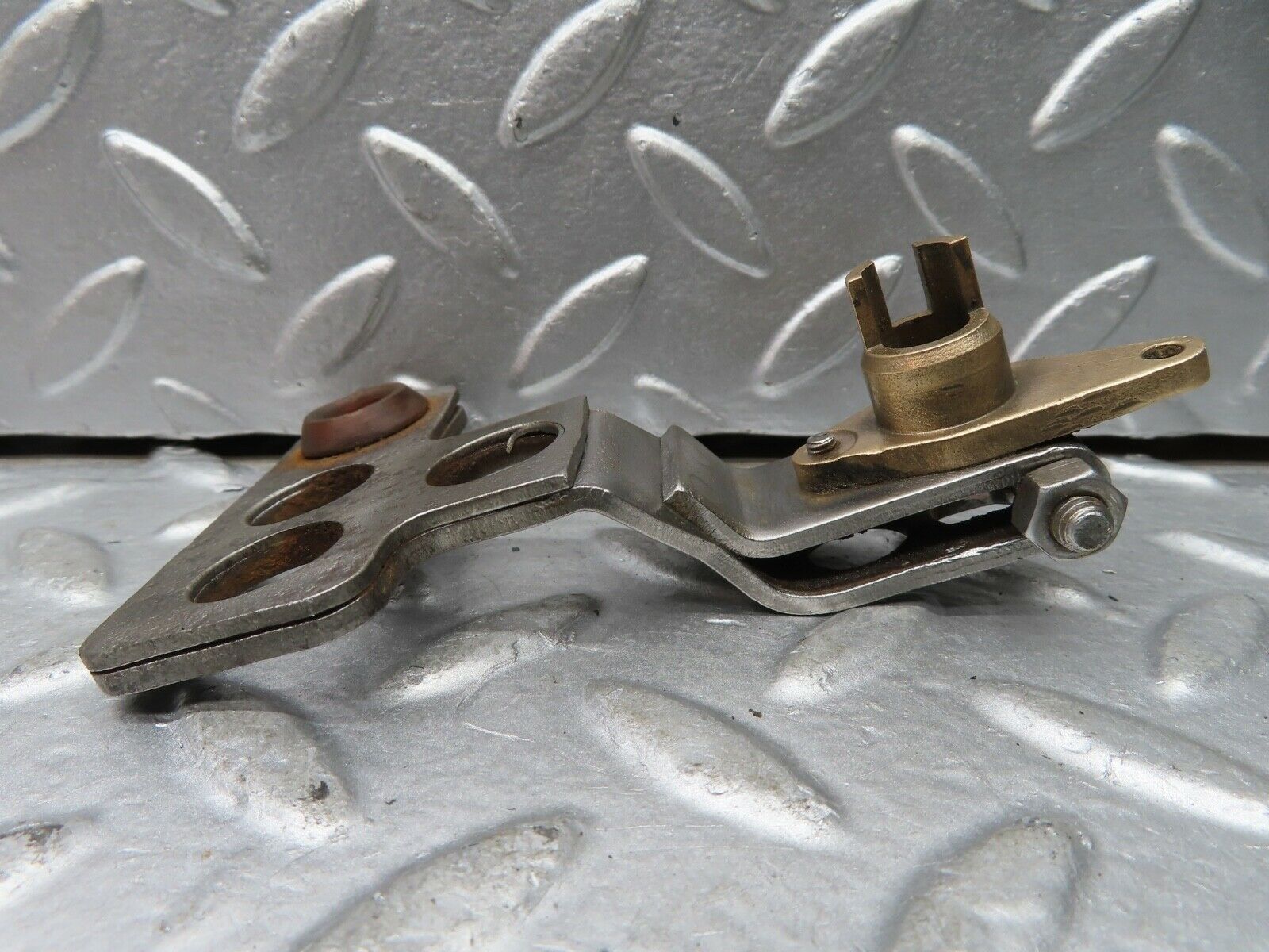 20984 Mercedes-Benz W114 250CE Coupe Gearbox Linkage