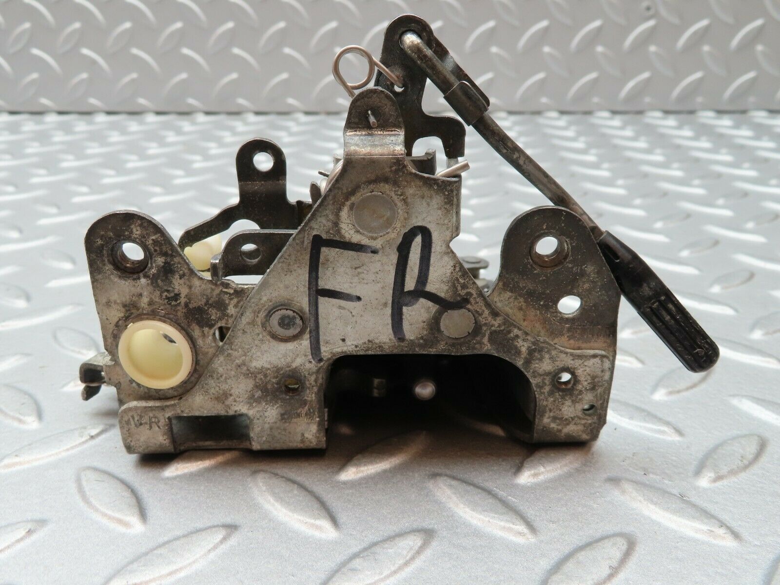 4313 Mercedes-Benz W123 230E Front Right Door Lock Mechanism