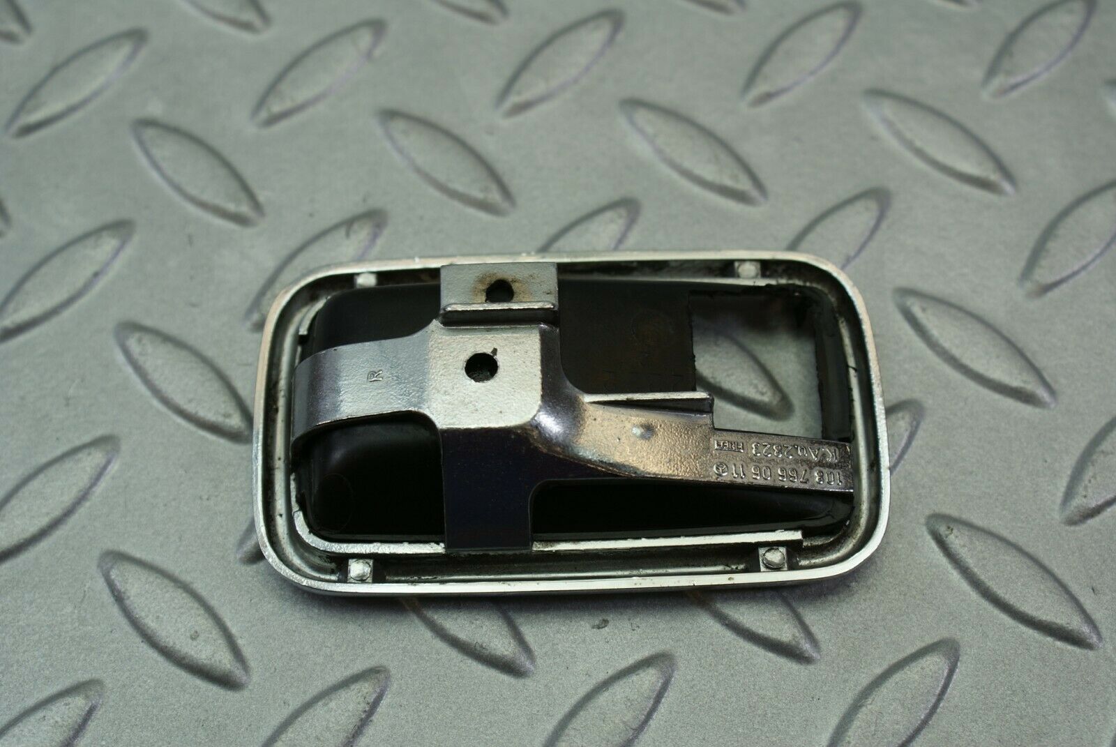 3182 Mercedes-Benz W115 220D Chrome Frame For Door Opener Right 1087660611