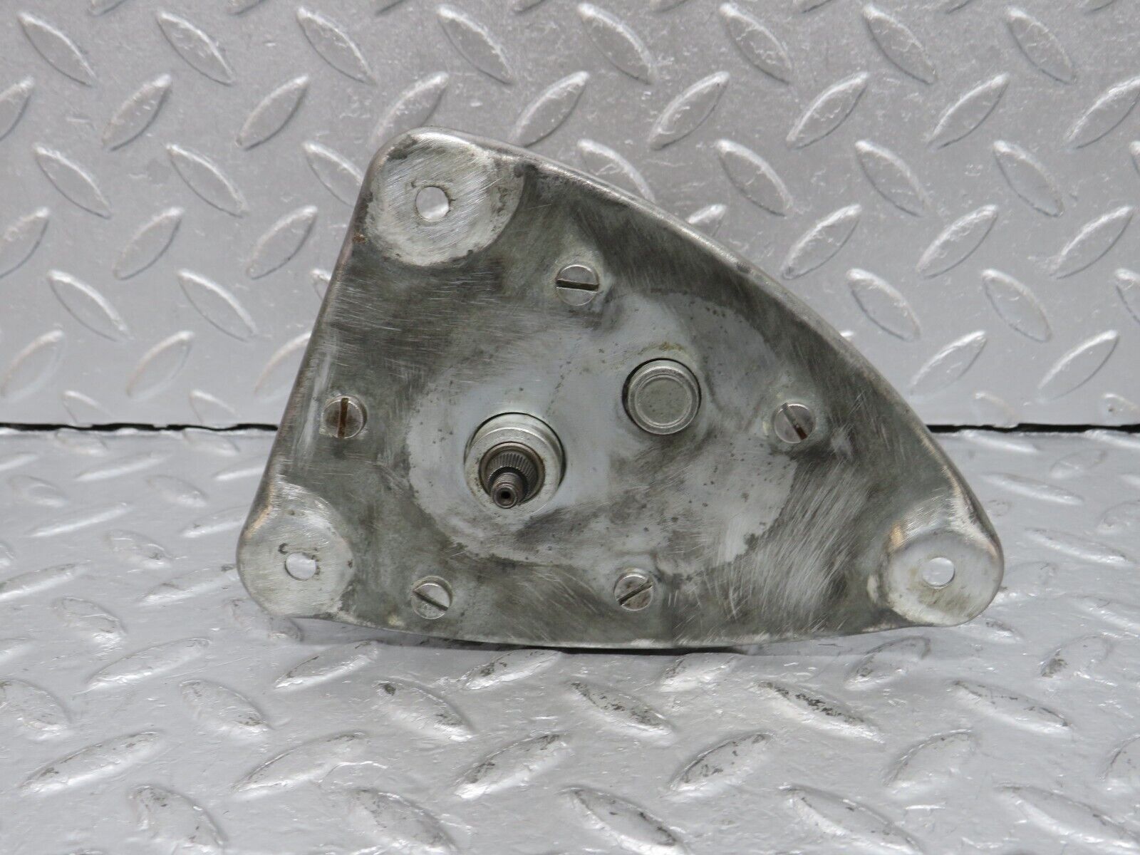 40230 Mercedes-Benz W110 230 Wiper Motor Bosch 0390716006