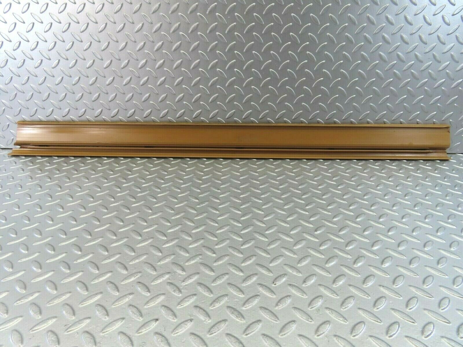 10032 Mercedes-Benz C123 230CE Coupe Right Door Sill
