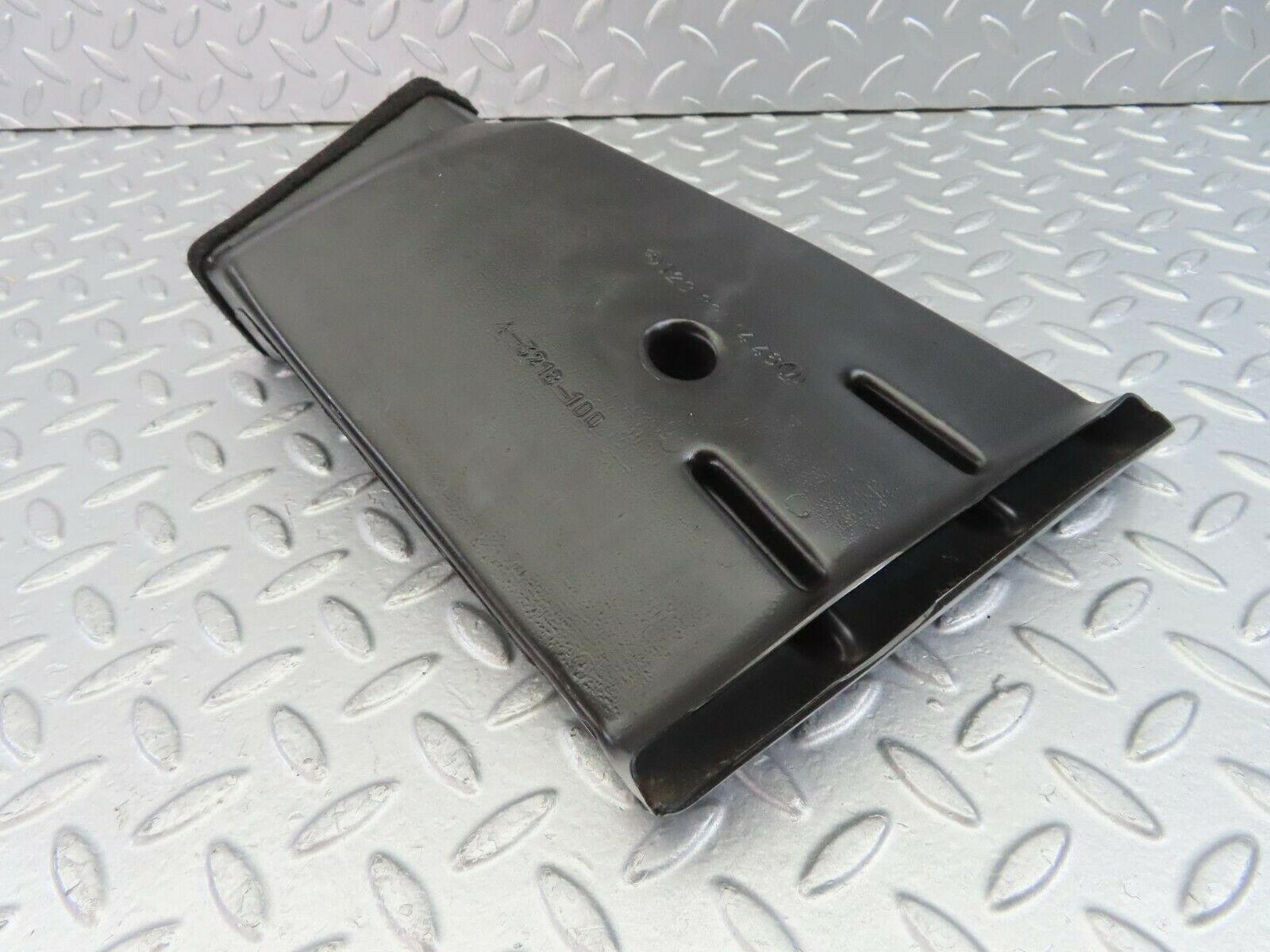 10704 Mercedes-Benz W123 230E Air Duct Heater Ventilation Left 1238310446