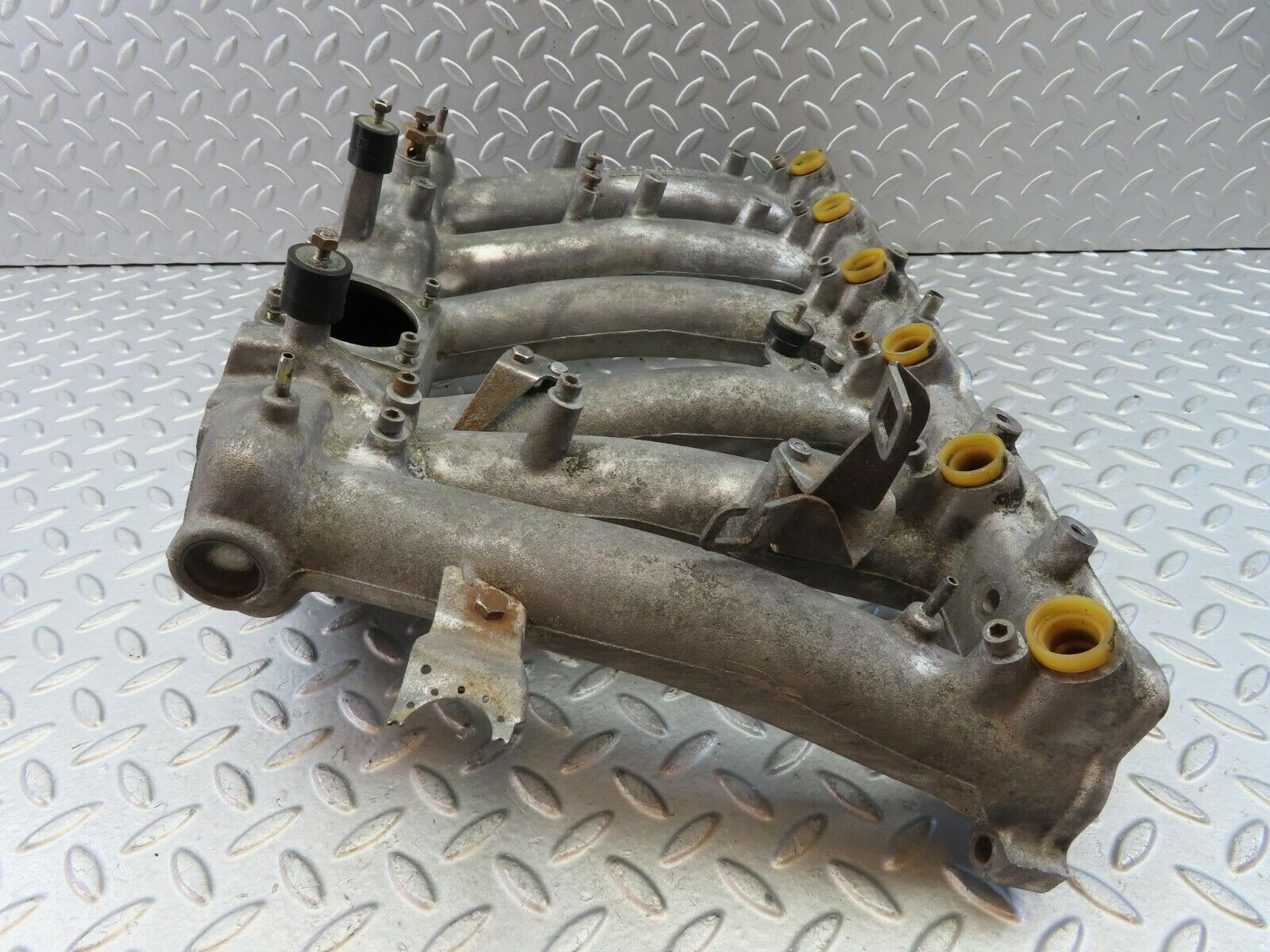 9516 Mercedes-Benz C124 300CE Coupe Intake Manifold 1031411601
