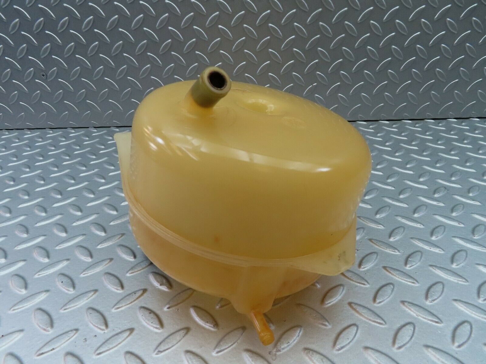 6971 Mercedes-Benz C107 350SLC Coupe Coolant Reservoir Tank Behr 1075000149