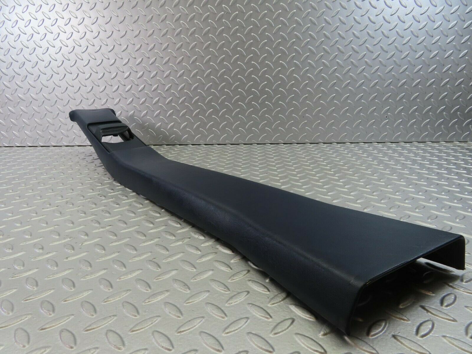 10324 Mercedes-Benz W201 190E B Pillar Cover Left Side Blue 2016921789