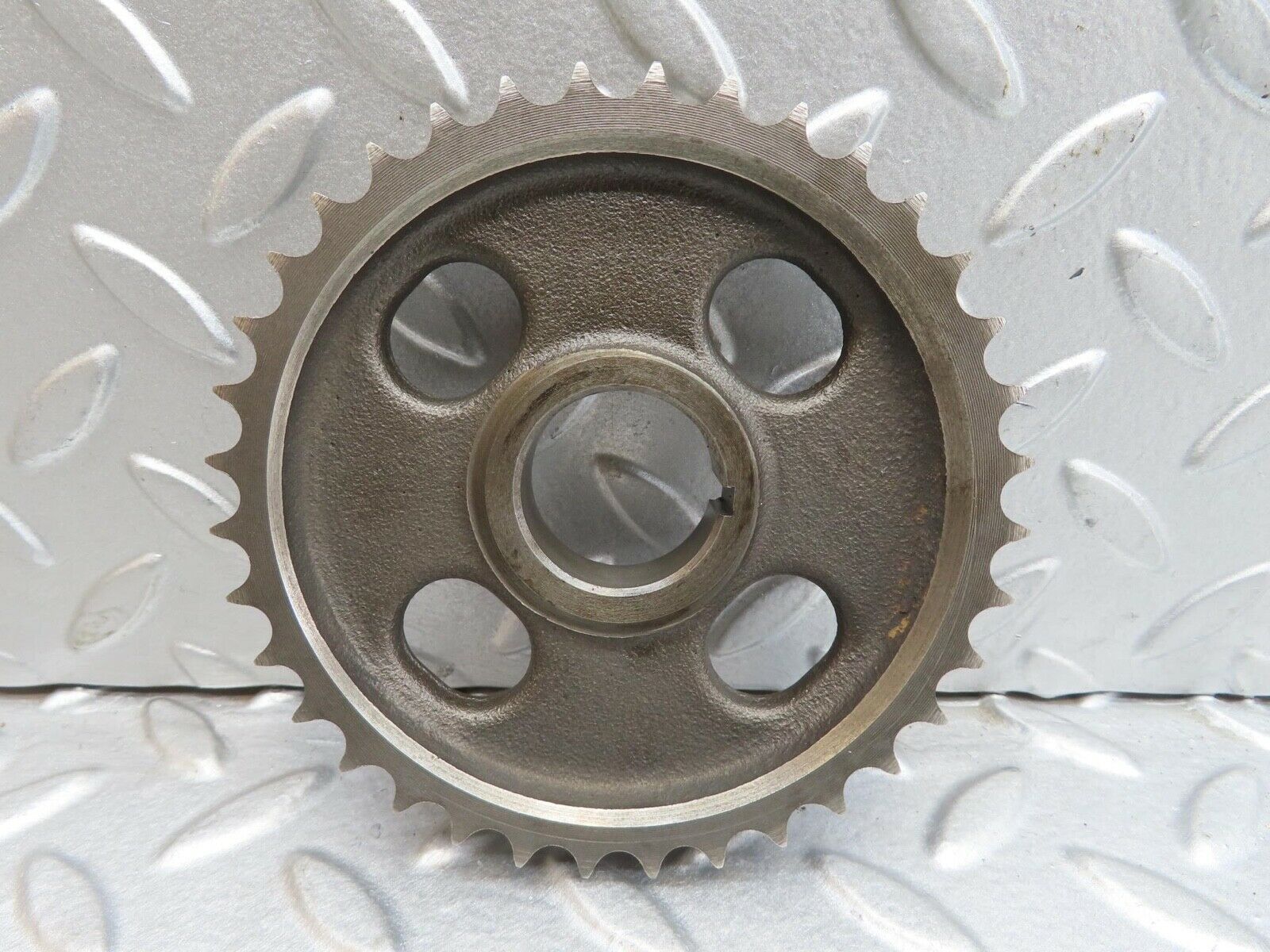 13738 Mercedes-Benz R107 450SL Camshaft Timing Gear 1160520501