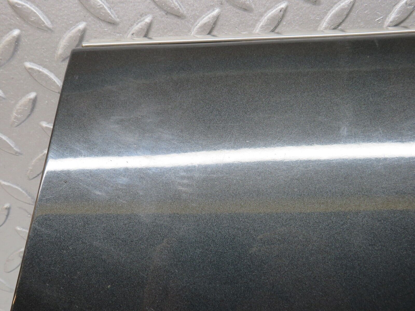 37831 Mercedes-Benz A124 320E Cabriolet Front Right Fender Wing Moulding Trim 1246903640