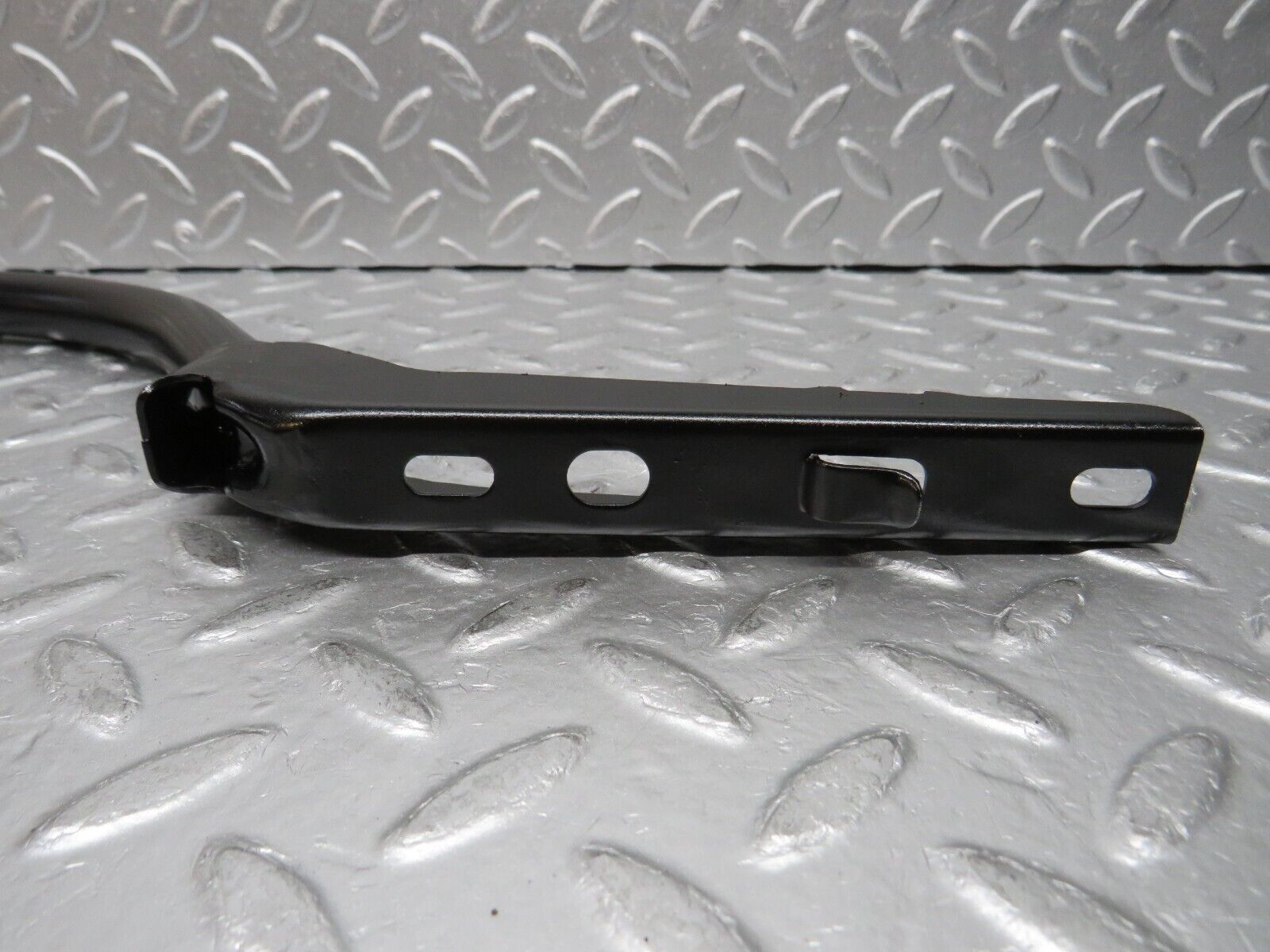 31661 Mercedes-Benz W201 190LE 1.8L Trunk Lid Hinge Right Side