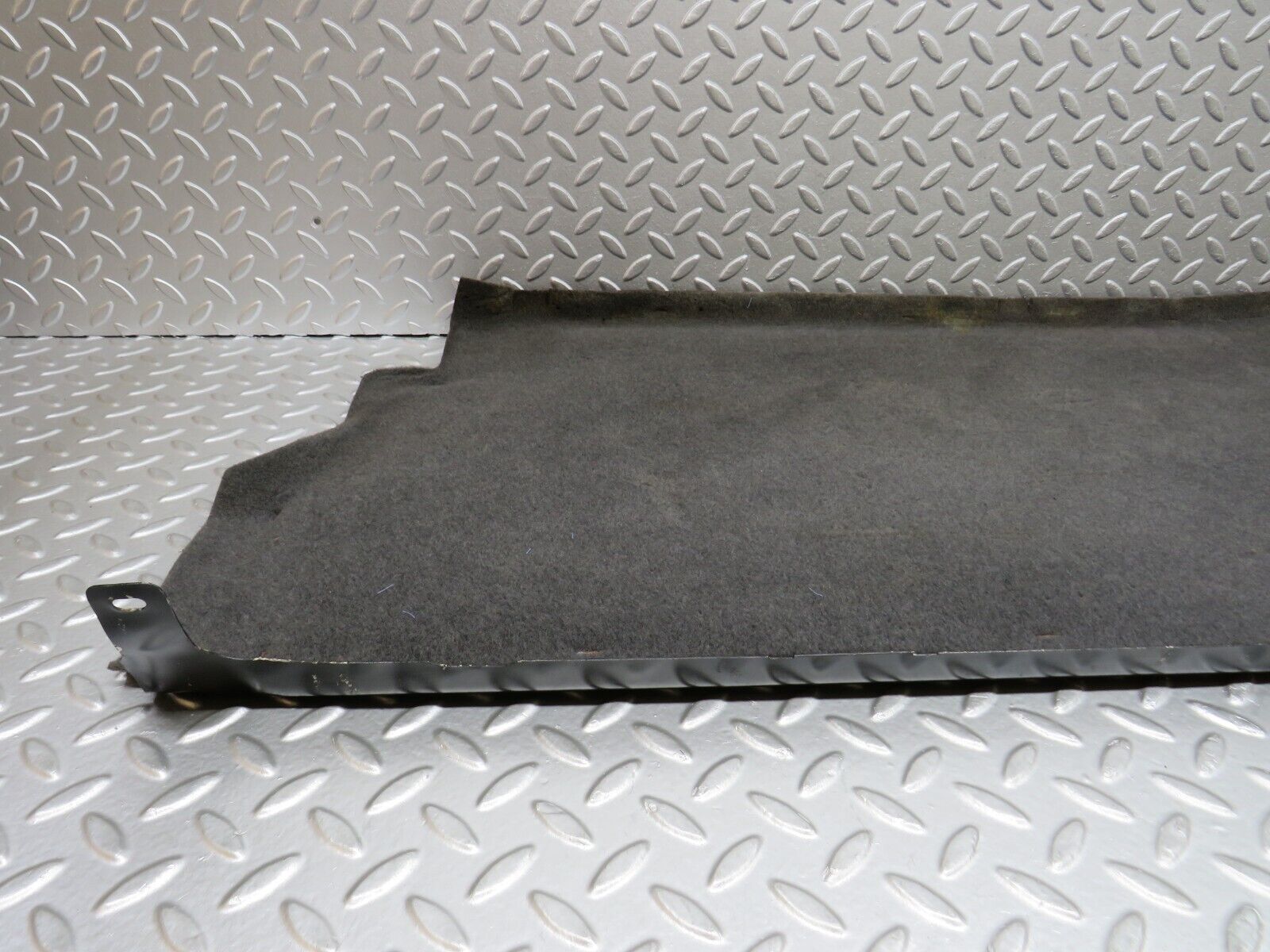 36231 Mercedes-Benz W126 420SE Fuel Tank Cover Plate Carpet Grey