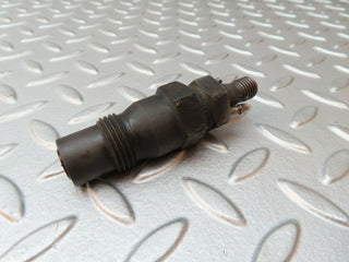 W115 diesel fuel injector used OEM