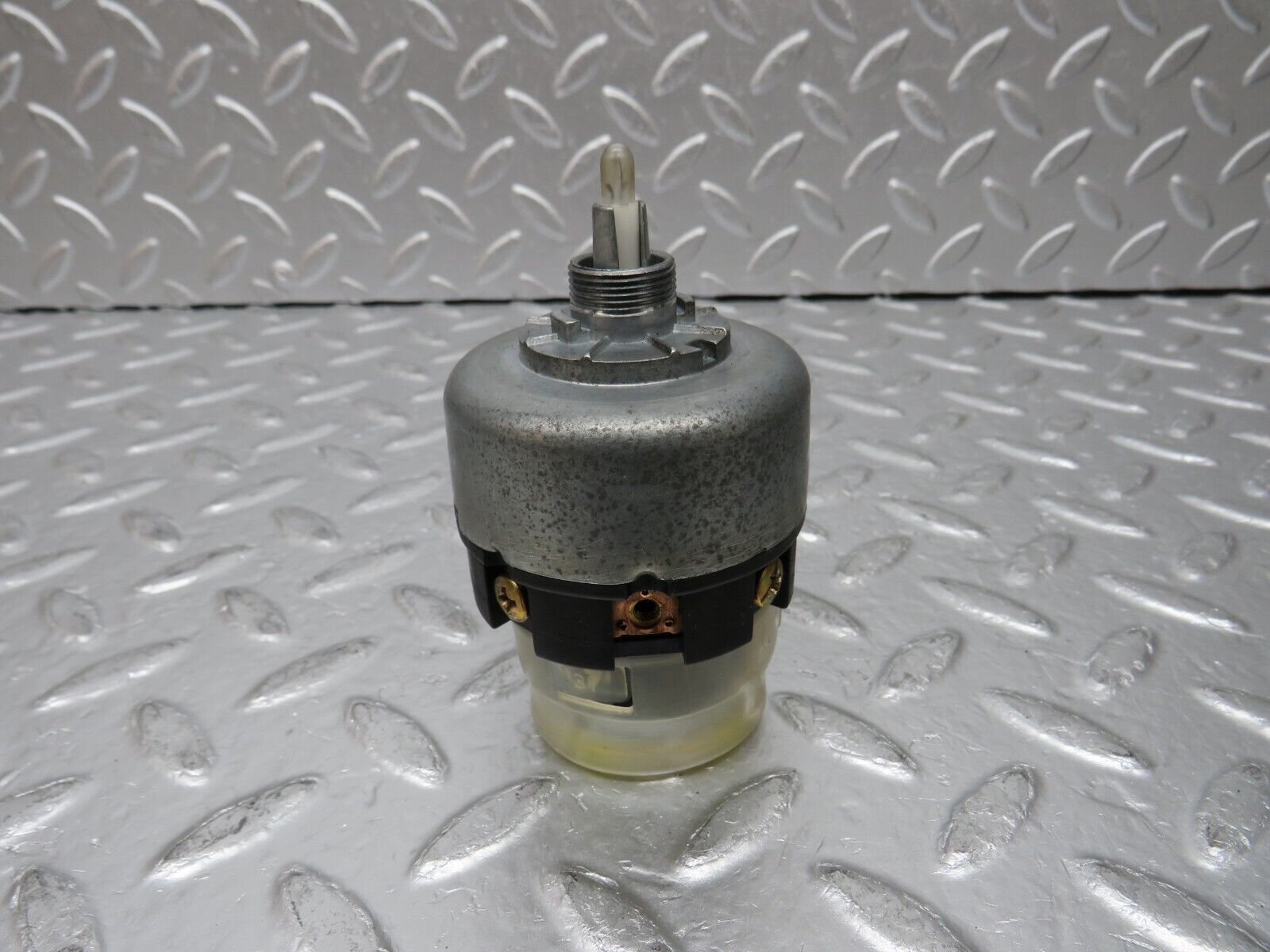30644 Mercedes-Benz W201 190E 2.0L Headlight Switch