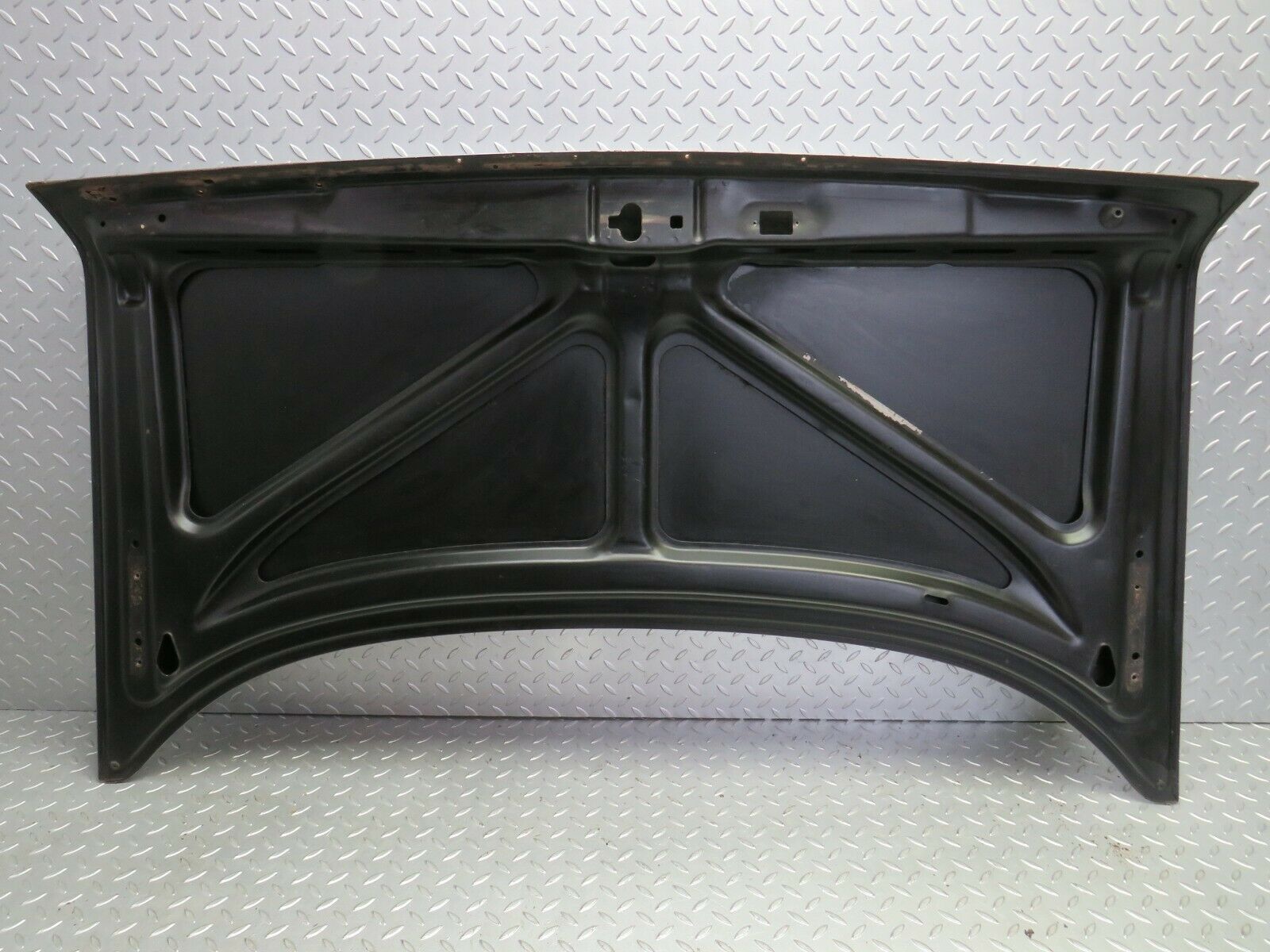 22670 Mercedes-Benz C107 450SLC Coupe Boot Lid Trunk Door