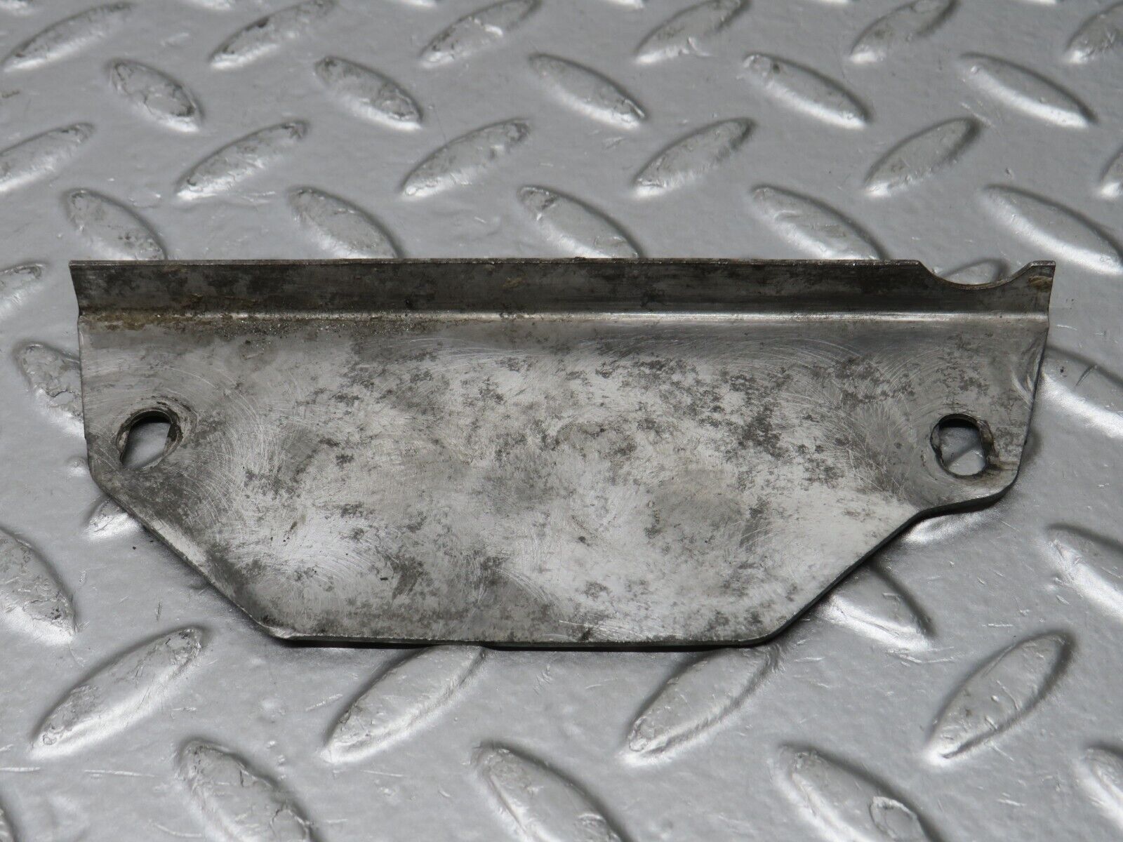 32919 Mercedes-Benz W123 300D Gearbox Flange Cover