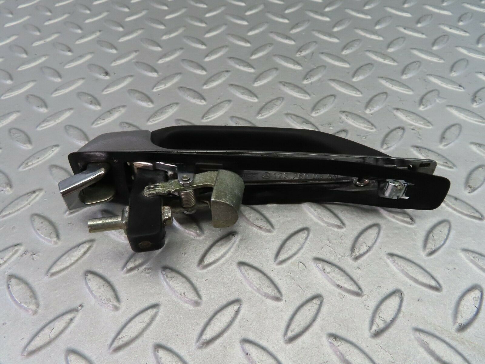 7698 Mercedes-Benz S123 230TE Wagon Exterior Chrome Door Handle 1237600359