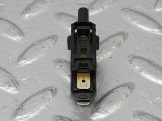 34137 Mercedes-Benz W124 260E Door Contact Switch 0015458714