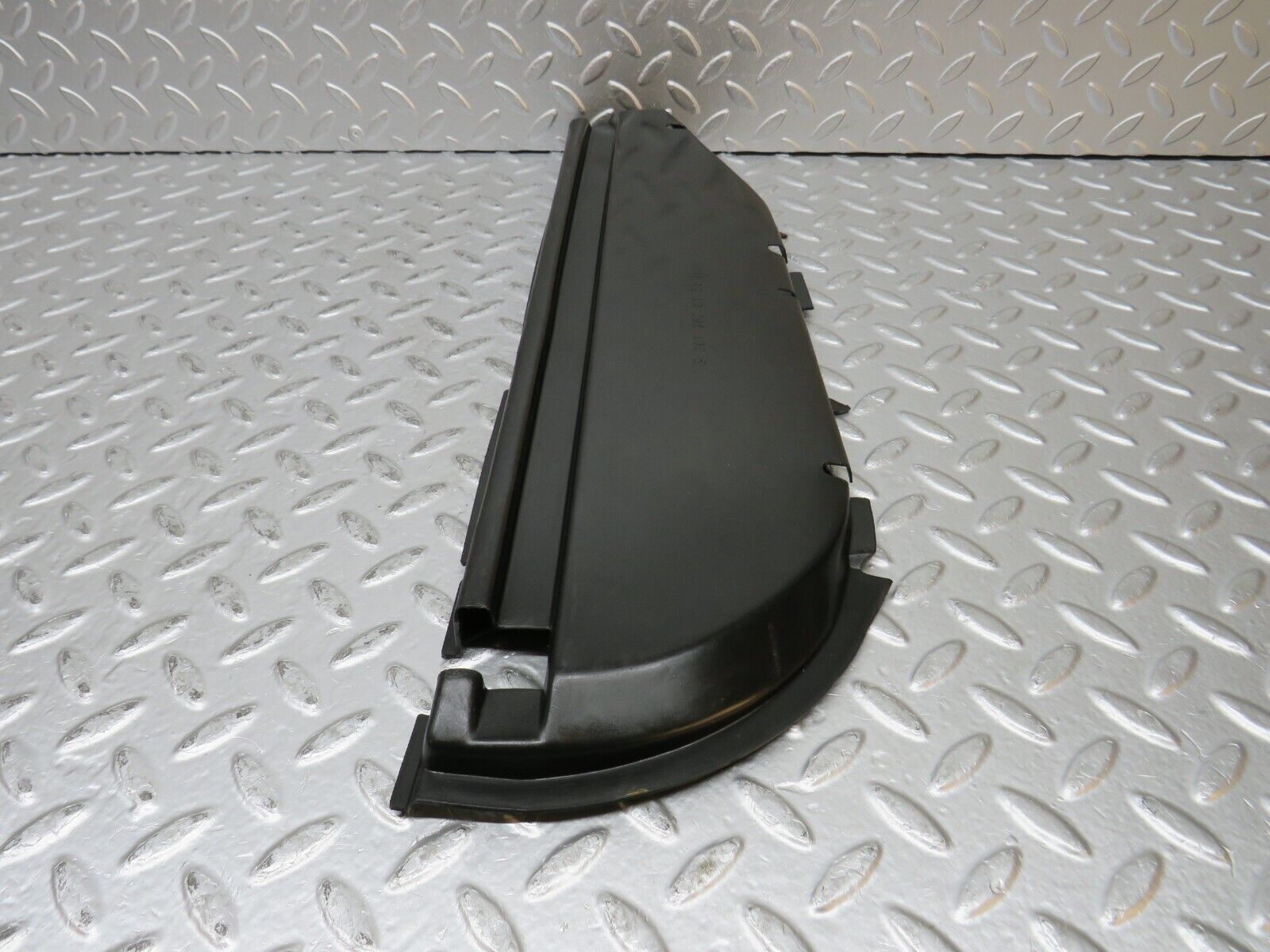 31873 Mercedes-Benz W201 190LE 1.8L Sunroof Cable Slide Cover 2017820156
