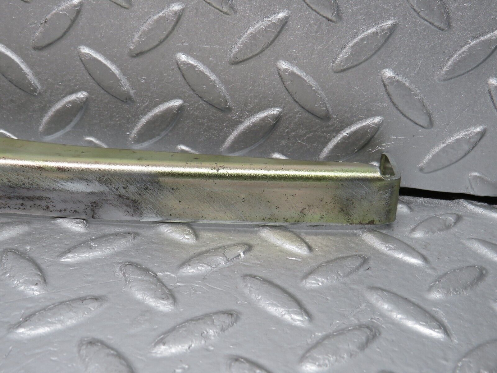 38310 Mercedes-Benz R129 280SL Coupe Front Right Window Channel