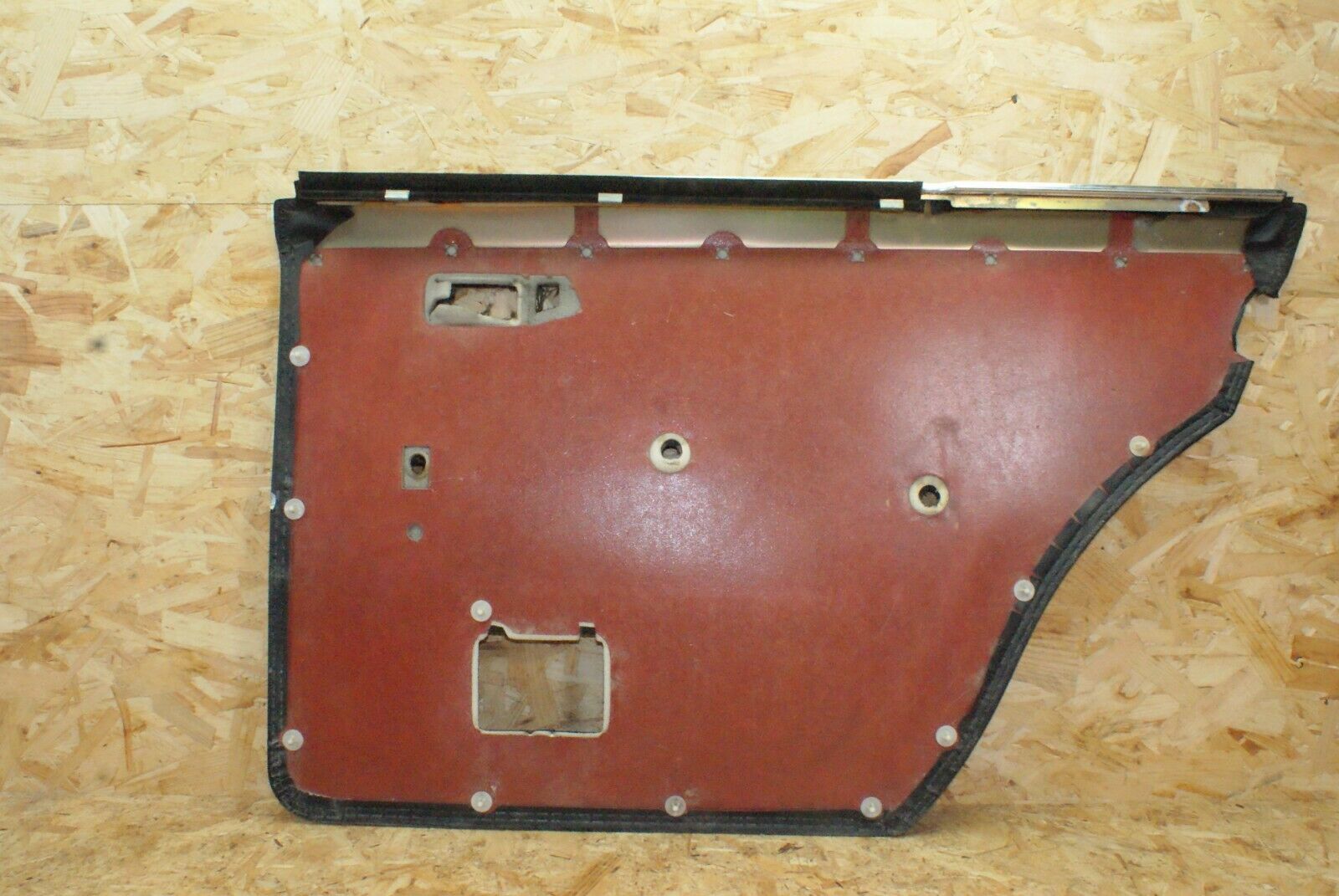 2332 Mercedes-Benz W123 280E Rear Left Door Card