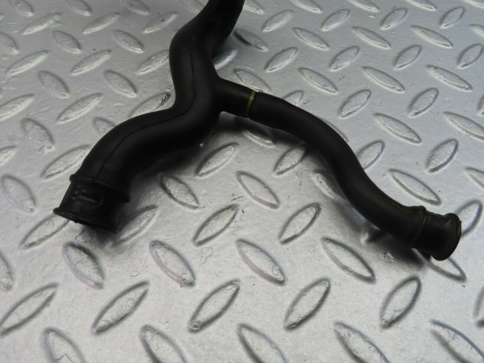 9832 Mercedes-Benz C123 280CE Coupe Air Intake Pipe 1100942882