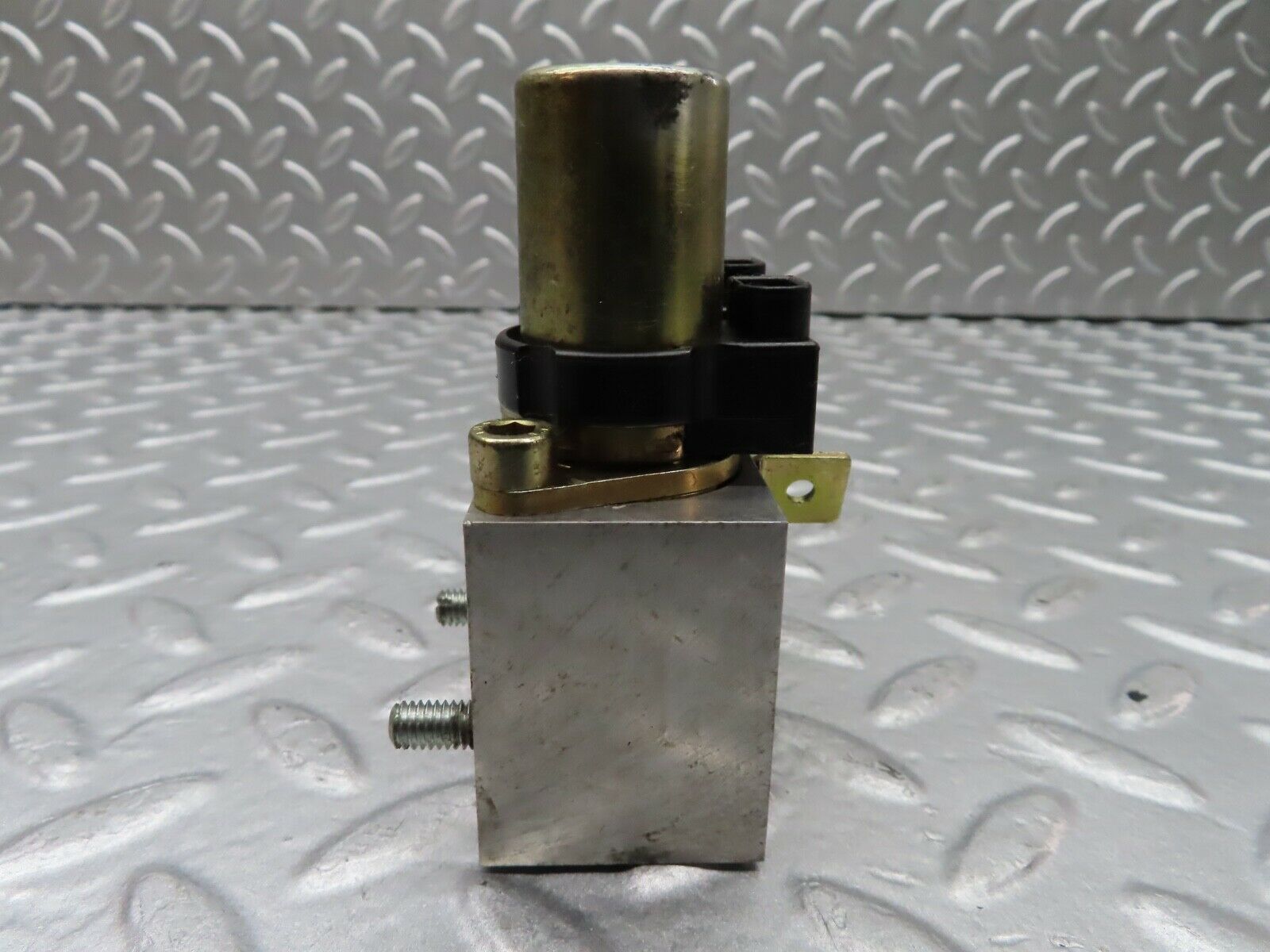 19857 Mercedes-Benz R129 300SL Coupe Soft Top Hydraulic Valve Block 1298002278