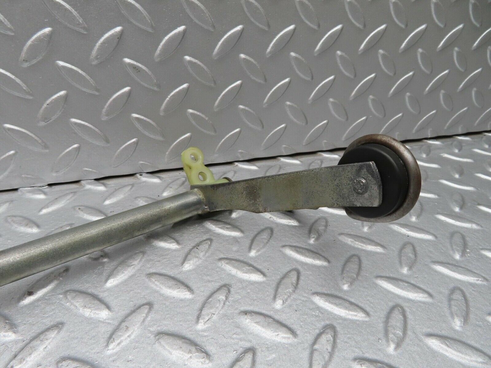 12463 Mercedes-Benz W108 280SE 3.5 Accelerator Pedal Linkage