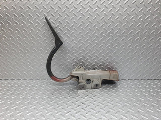 41192 Mercedes-Benz W126 300SE Trunk Hinge Right Side