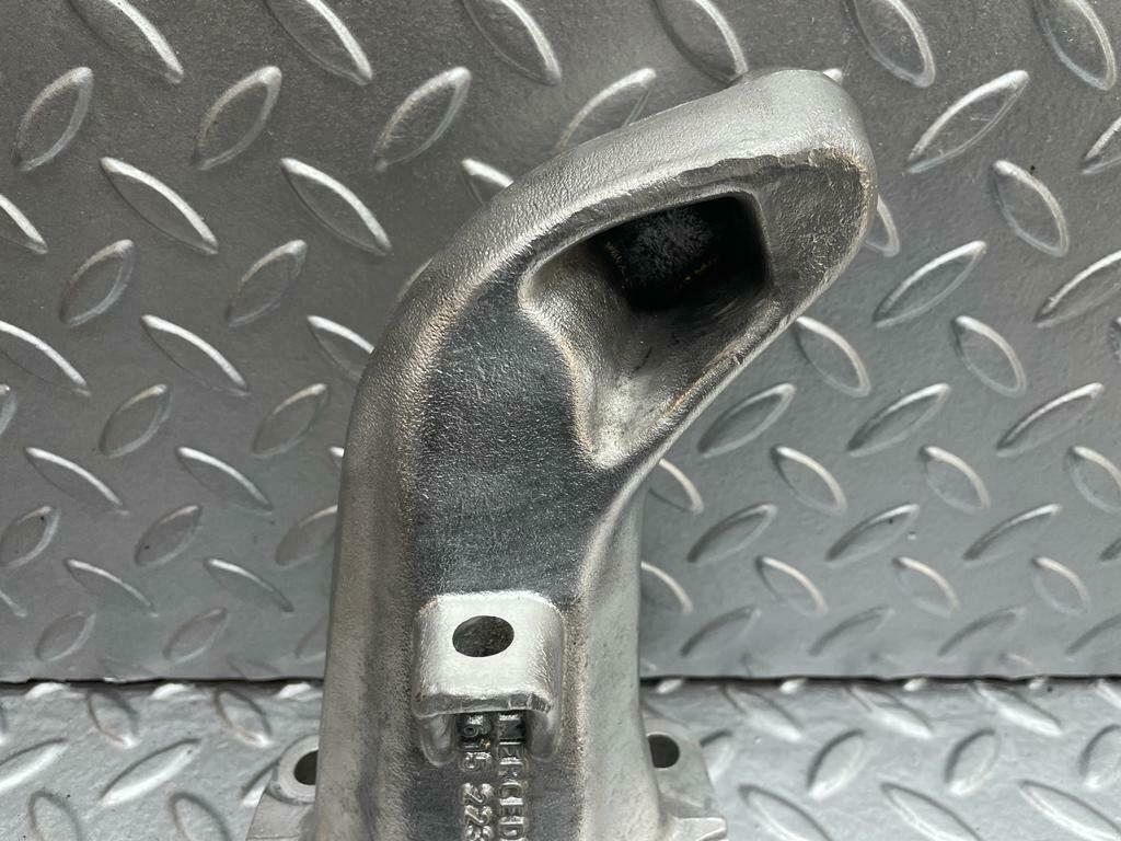 0207 Mercedes-Benz W116 350SE Engine Mount Bracket Right Side 6152231404