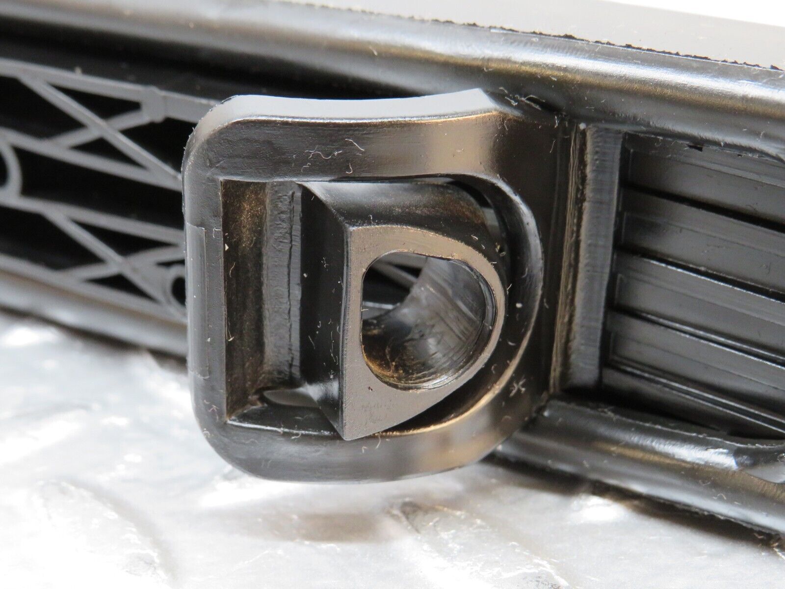 30638 Mercedes-Benz W201 190E 2.0L Accelerator Pedal & Rubber 1263000504